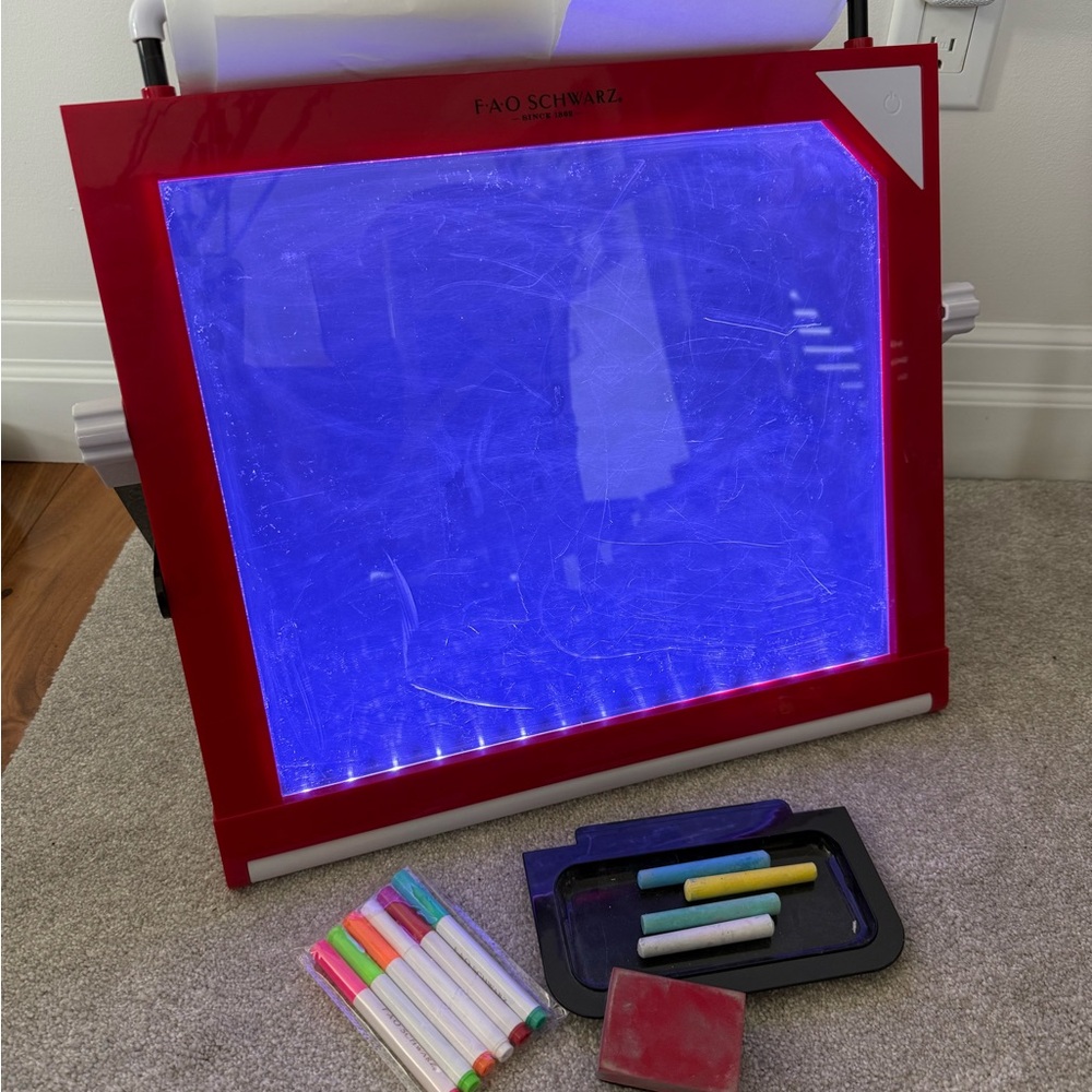 FAO Schwarz Interactive LED Art Tablet - Red and Blue